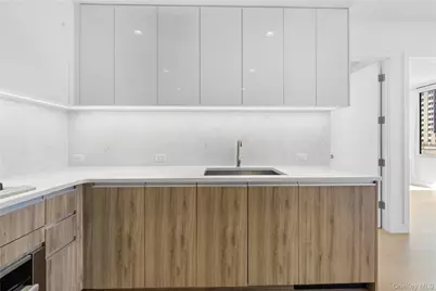 136-18 Maple Avenue #5F, Flushing, NY 11355 - Photo 13