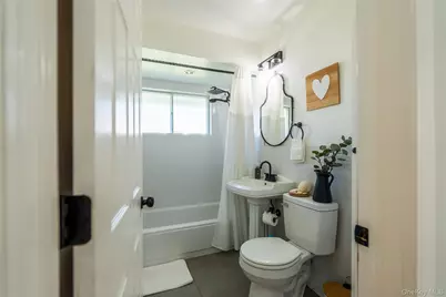 23 Bent Lane, Levittown, NY 11756 - Photo 11