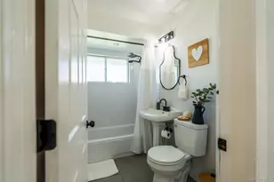 23 Bent Ln, Levittown, NY 11756 - Photo 11