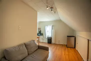 23 Bent Ln, Levittown, NY 11756 - Photo 17