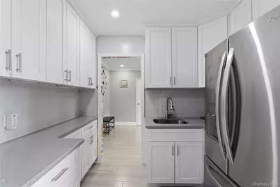 5639 Netherland Avenue #5C, Bronx, NY 10471 - Photo 13