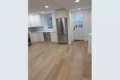 3939 Crescent Street, Long Island City, NY 11101 - Photo 3