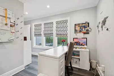 23 Ogden Avenue, East Williston, NY 11596 - Photo 17