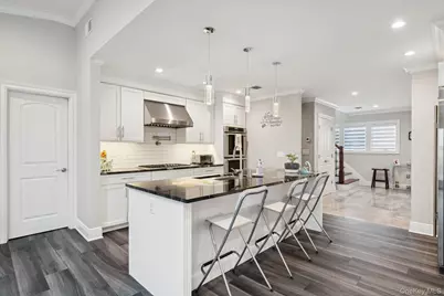 23 Ogden Avenue, East Williston, NY 11596 - Photo 11