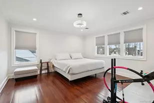 23 Ogden Ave, East Williston, NY 11596 - Photo 19