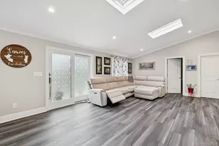 23 Ogden Ave, East Williston, NY 11596 - Photo 15