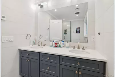 23 Ogden Avenue, East Williston, NY 11596 - Photo 29