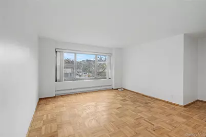 21-85 34th Ave #3B, Astoria, NY 11106 - Photo 7