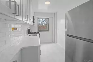 21-85 34th Ave, Astoria, NY 11106 - Photo 1