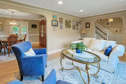 27 Longview Drive, Eastchester, NY 10709 - Photo 9