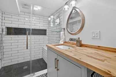 146 Beechwood Avenue, Mount Vernon, NY 10553 - Photo 35