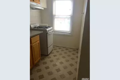 220-21 94th Avenue #2nd. floor., Queens Village, NY 11428 - Photo 5