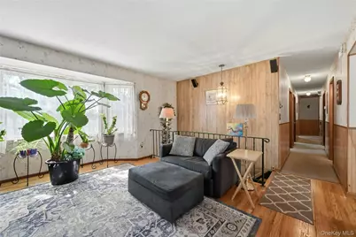 41 N Country Road, Shoreham, NY 11786 - Photo 5