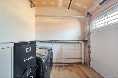 4 Beech Street, Central Islip, NY 11722 - Photo 35