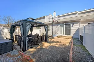 4 Beech St, Central Islip, NY 11722 - Photo 29