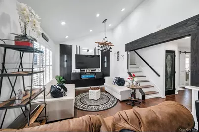 4 Beech Street, Central Islip, NY 11722 - Photo 9