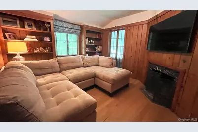 8 Holly Lane, Rye, NY 10580 - Photo 17