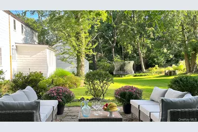 8 Holly Lane, Rye, NY 10580 - Photo 25