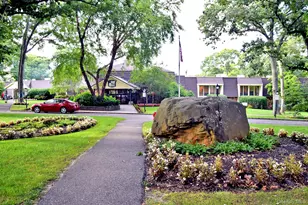 847 Skyline Dr, Coram, NY 11727 - Photo 13