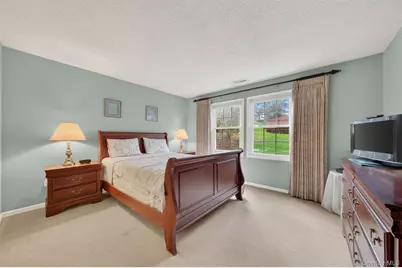 47 Millholland Drive W, Fishkill, NY 12524 - Photo 17