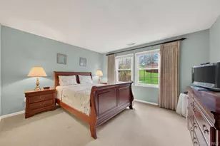 47 Millholland Dr W, Fishkill, NY 12524 - Photo 17