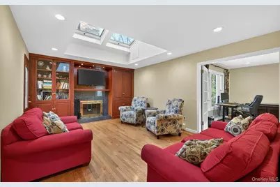 2 Fenimore Lane, Huntington, NY 11743 - Photo 15