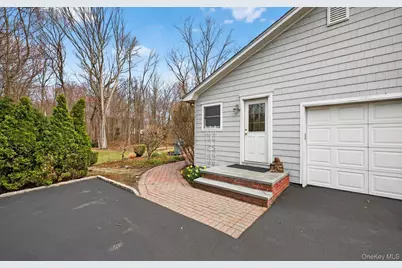 2 Fenimore Lane, Huntington, NY 11743 - Photo 43