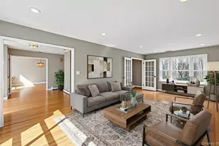 2 Fenimore Ln, Huntington, NY 11743 - Photo 9