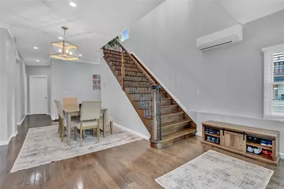 8 Vernon Street, Farmingdale, NY 11735 - Photo 9