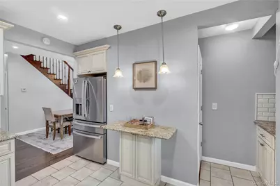 8 Vernon Street, Farmingdale, NY 11735 - Photo 15