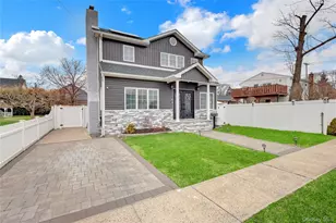 8 Vernon St, Farmingdale, NY 11735 - Photo 3