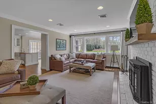 7 Shady Meadow Ln, Syosset, NY 11791 - Photo 17