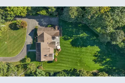 7 Shady Meadow Lane, Syosset, NY 11791 - Photo 47