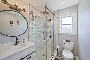 528 Mollie Blvd, Holbrook, NY 11741 - Photo 19