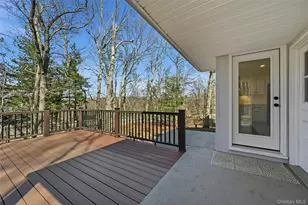 248 Dogwood Dr, Wading River, NY 11792 - Photo 23