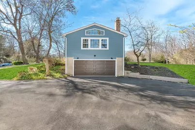 2 Pebble Hill Drive, Northport, NY 11768 - Photo 5