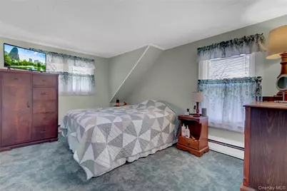 35 E 12th Street, Huntington Station, NY 11746 - Photo 23