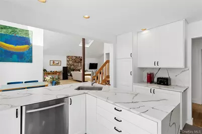 44 Diane Drive, East Hampton, NY 11937 - Photo 21