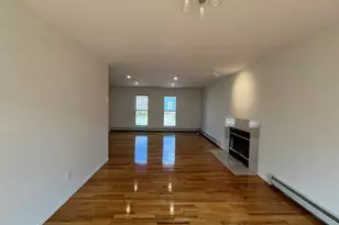 25 Norwood Rd, Port Washington, NY 11050 - Photo 5