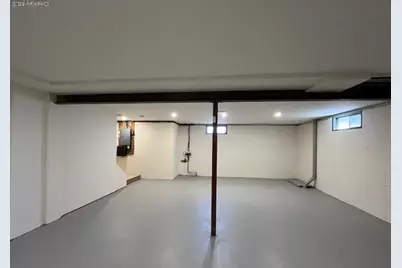 25 Norwood Road #Left, Port Washington, NY 11050 - Photo 17