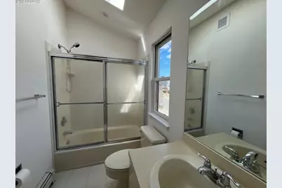 25 Norwood Road #Left, Port Washington, NY 11050 - Photo 15