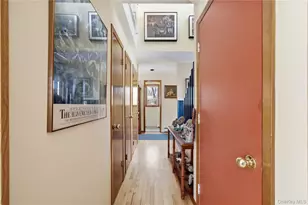 287 Peconic Terrace, Calverton, NY 11933 - Photo 3