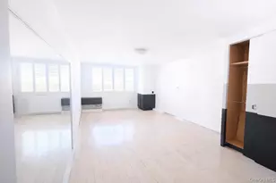 2 Bay Club, Bayside, NY 11360 - Photo 9