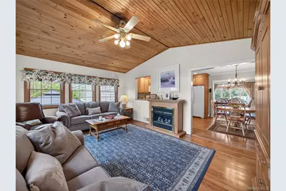 37 Maplewood Boulevard, Suffern, NY 10901 - Photo 15