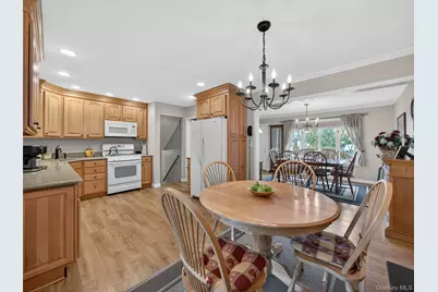 37 Maplewood Boulevard, Suffern, NY 10901 - Photo 11
