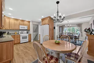 37 Maplewood Blvd, Suffern, NY 10901 - Photo 11