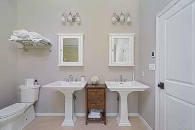 9 Maureen Drive, Mount Sinai, NY 11766 - Photo 17