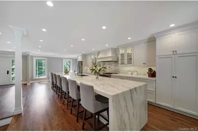 9 Maureen Drive, Mount Sinai, NY 11766 - Photo 5