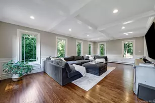 9 Maureen Dr, Mount Sinai, NY 11766 - Photo 13