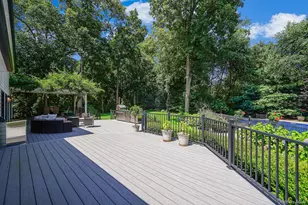 9 Maureen Dr, Mount Sinai, NY 11766 - Photo 33